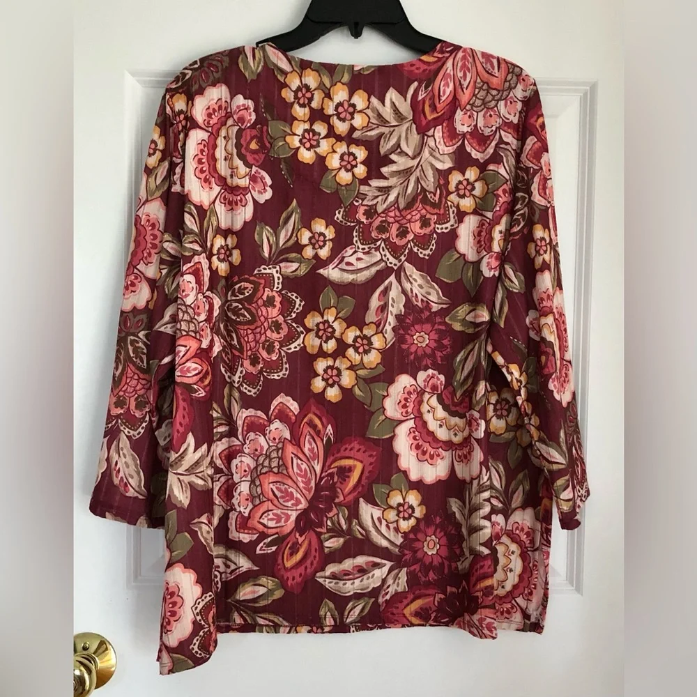 ALFRED DUNNER FLORAL TOPS MULBERRY STREET PLUS SIZE 3X RHINESTONES CREW NECK - Picture 2 of 11